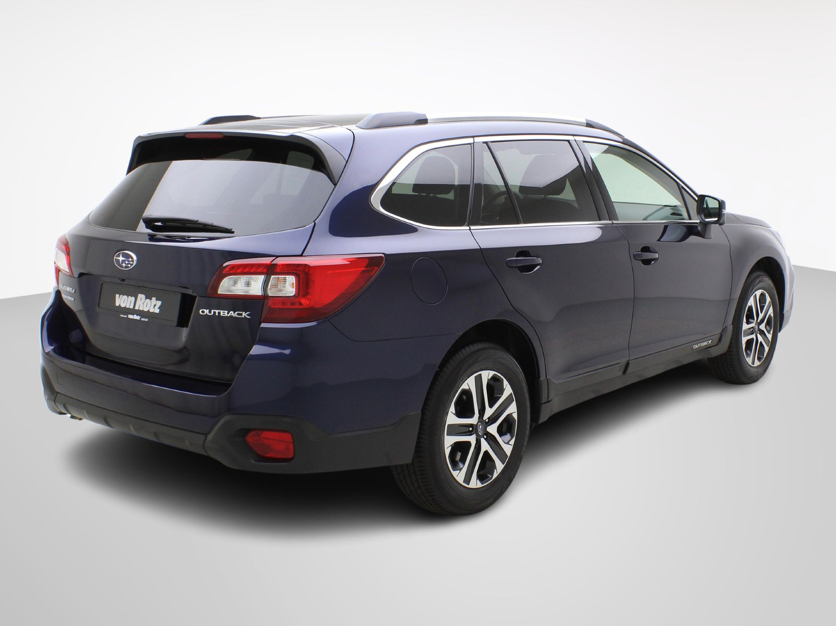 SUBARU Outback 2.5i Swiss Plus