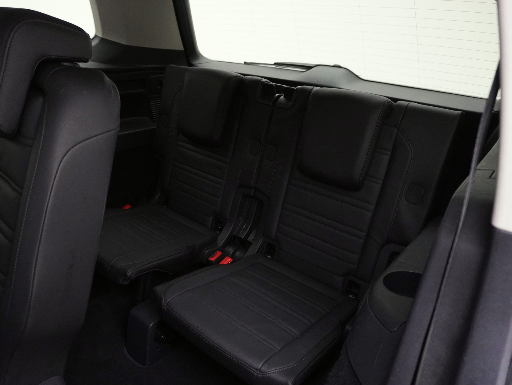 VW Touran 2.0 TDI DSG Highline **7-Plätzer**