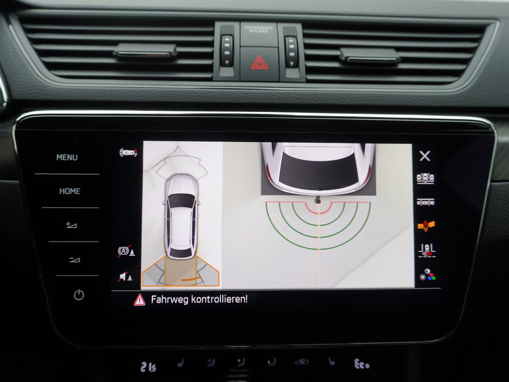 SKODA Superb Combi 1.4 TSI DSG PHEV Sport Line