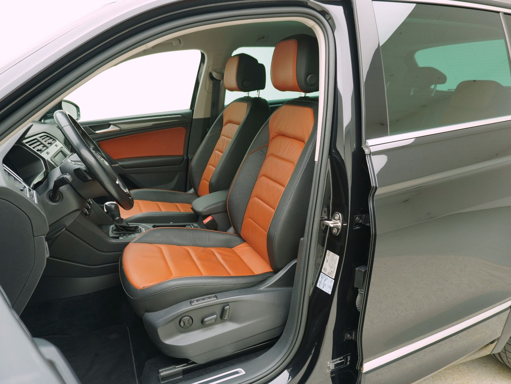 VW Tiguan 2.0 TDI DSG R-Line 4Motion