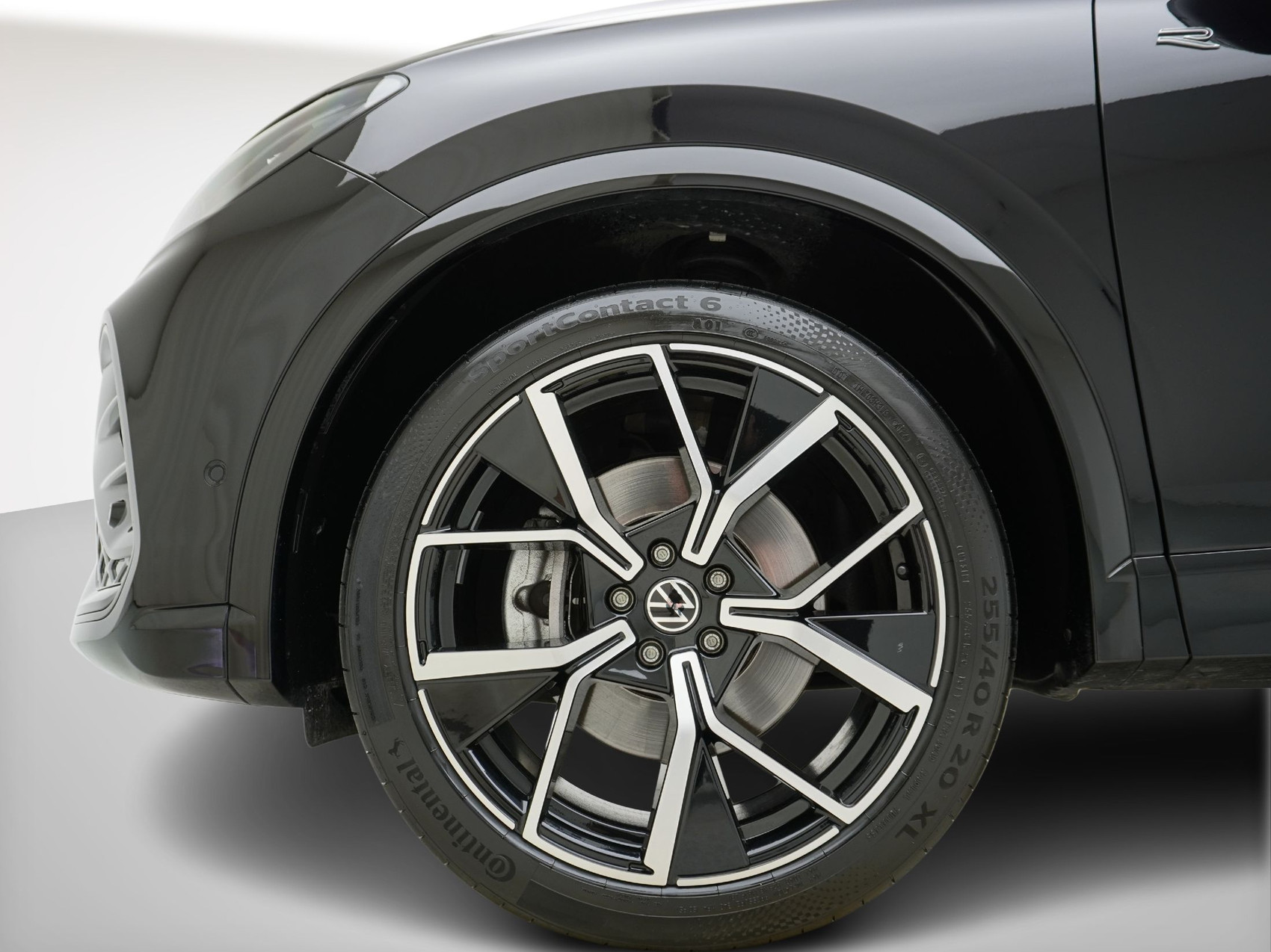 VW Tiguan 2.0 TSI DSG R-Line Black Style 4Motion (2025)