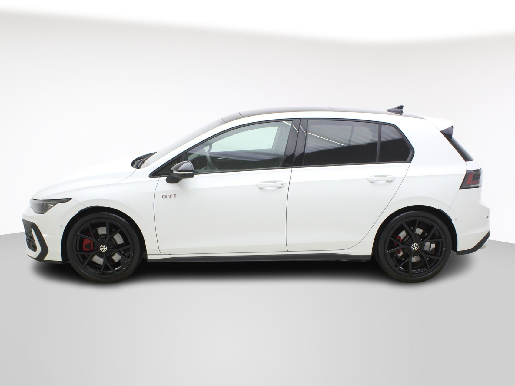 VW Golf 8.5 2.0 TSI DSG GTI Black Style (2025) ** Harman/Kardon / Head-Up / Panoramadach **
