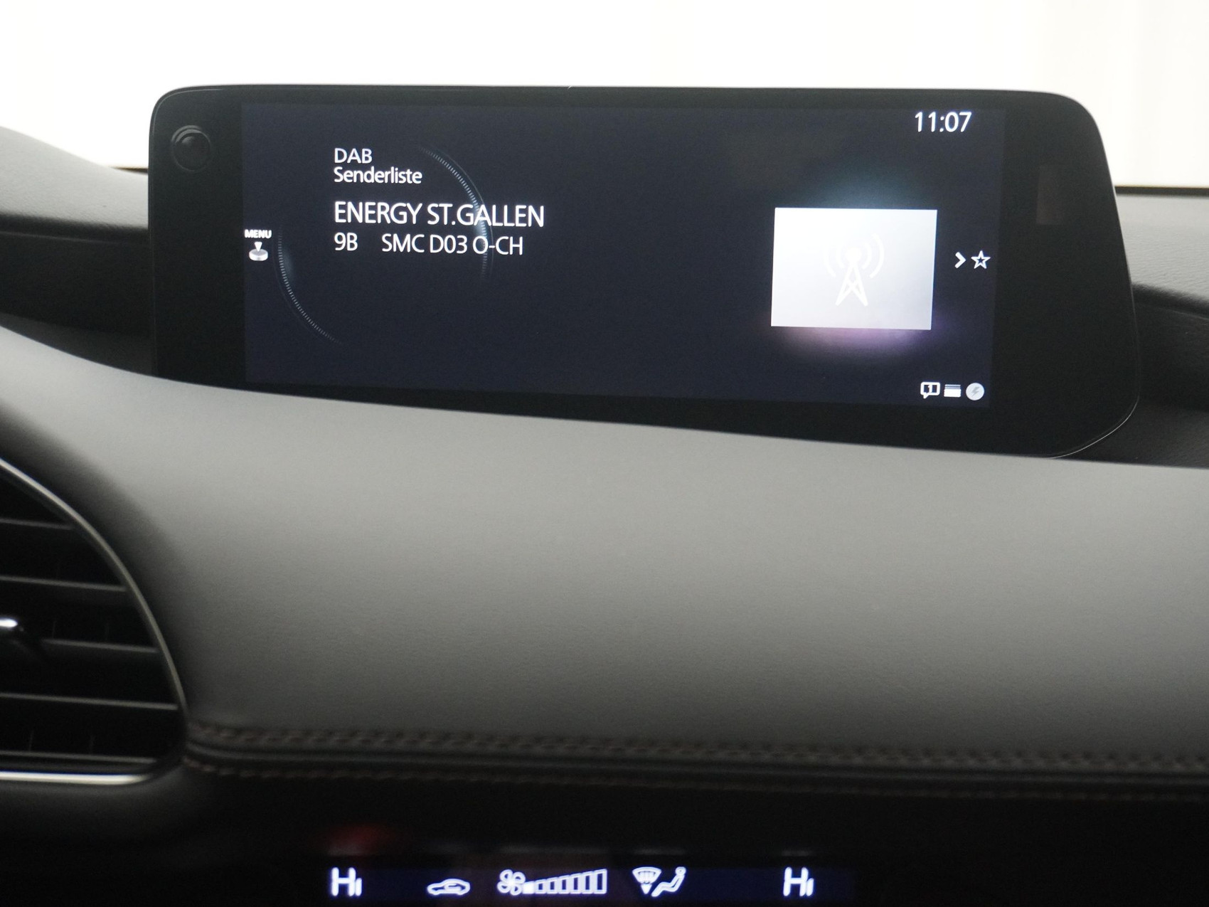 MAZDA 3 Sedan 2.0 186 Exclusive-Line