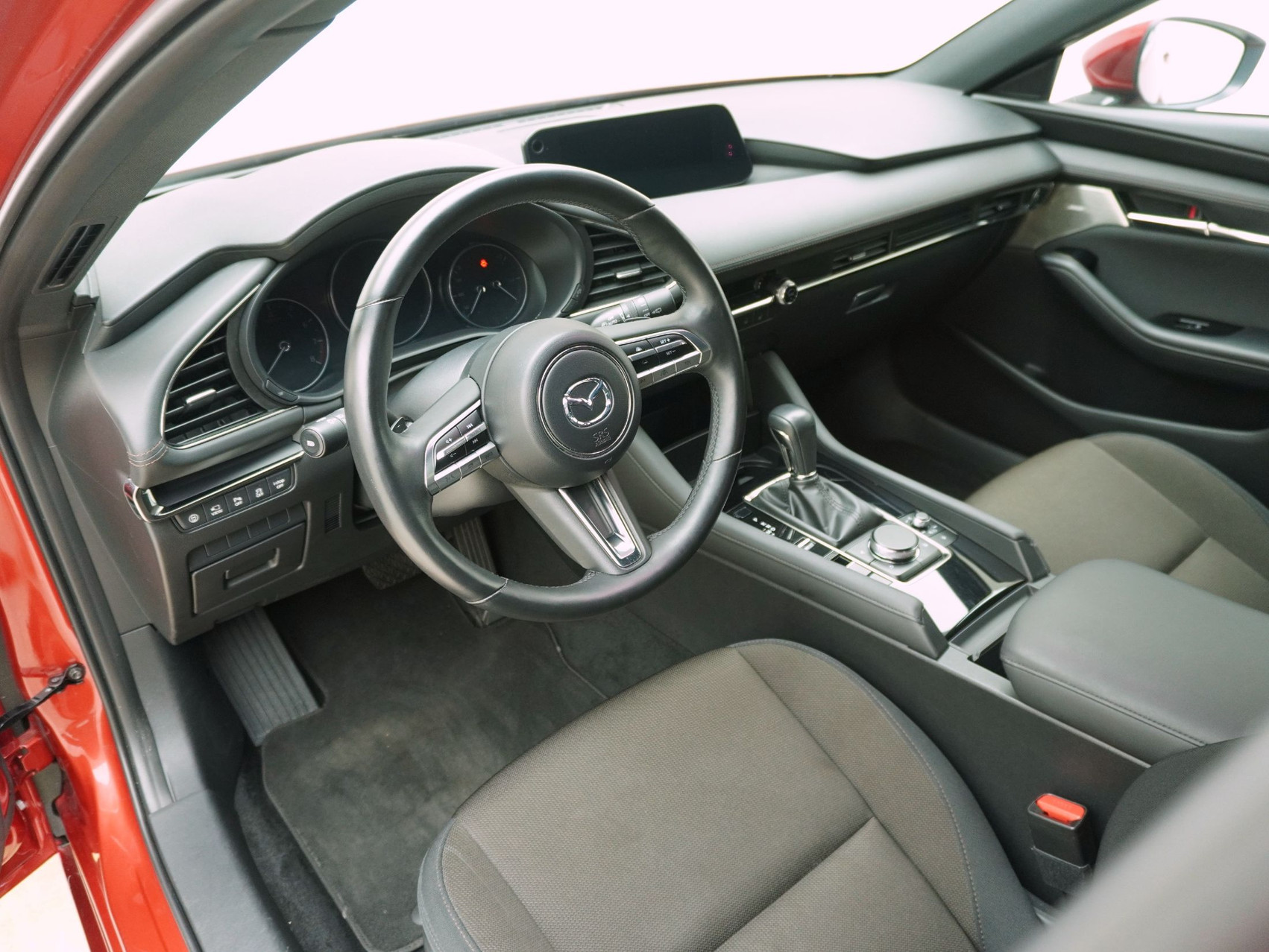 MAZDA 3 Hatchback 2.0 Revolution