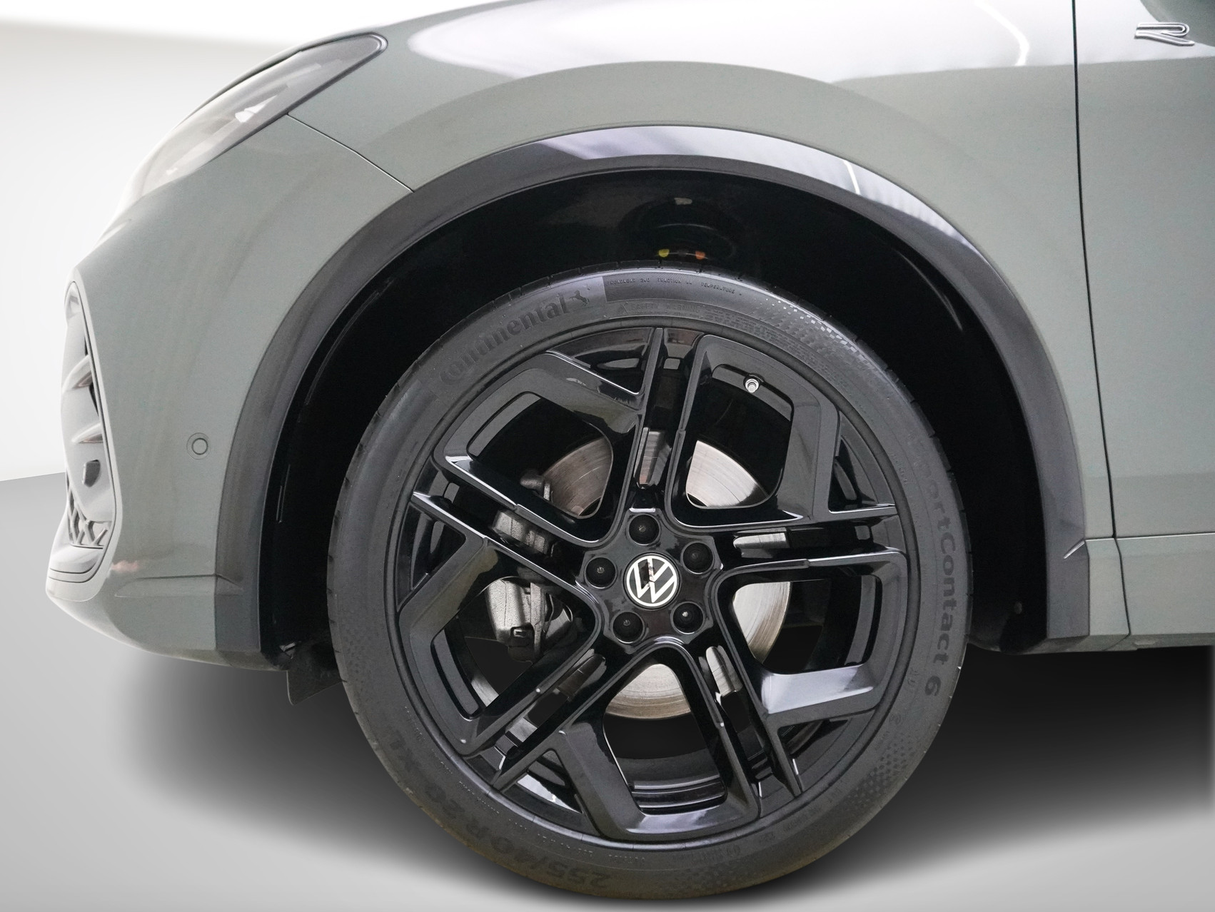 VW Tiguan 2.0 TSI DSG R-Line Black Style 4Motion (2025)