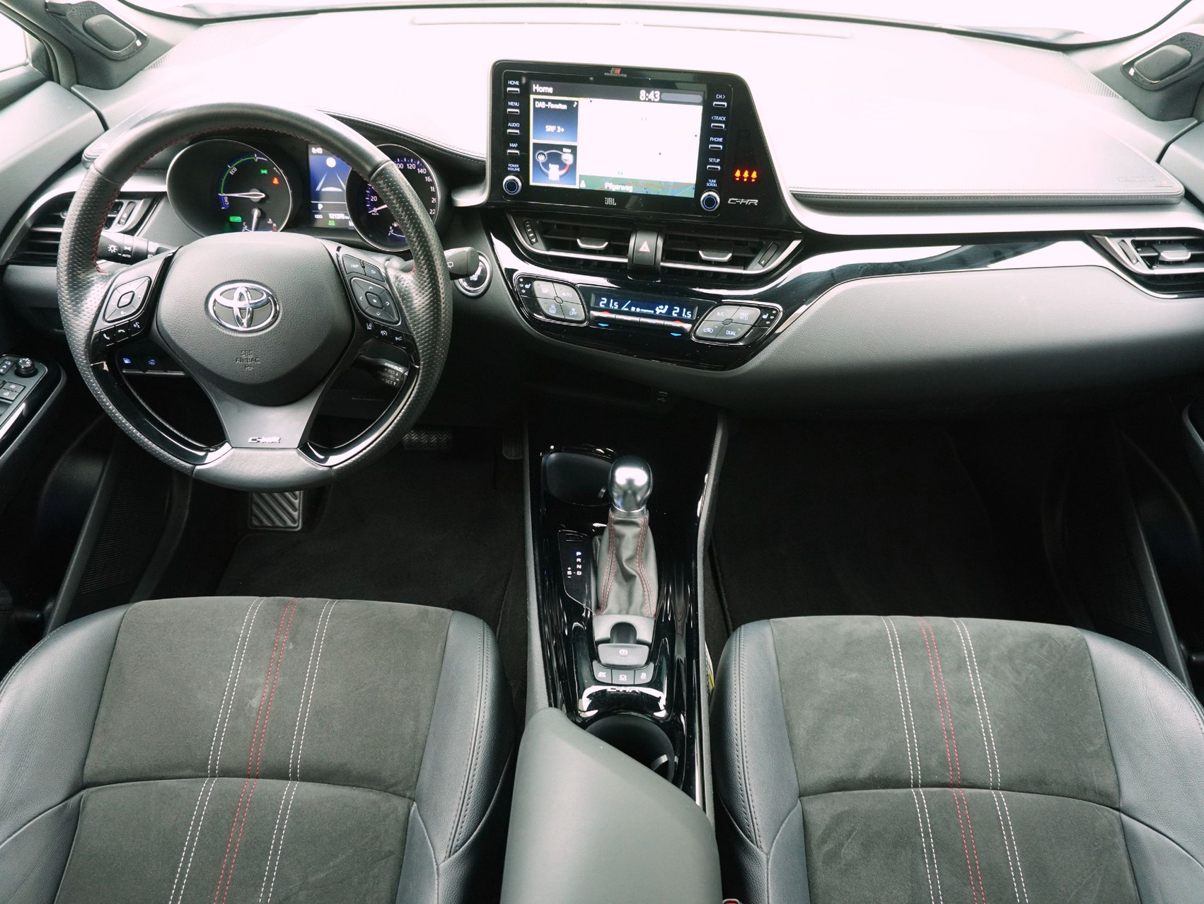 TOYOTA C-HR 2.0 VVTi HSD GR Sport