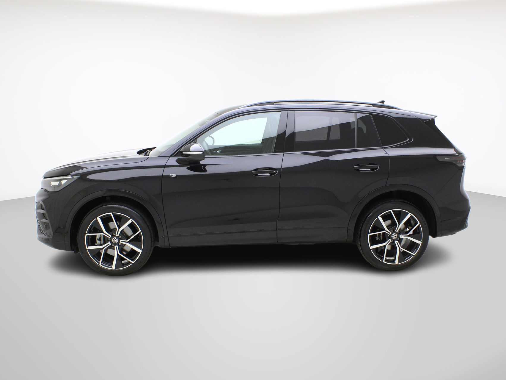 VW Tiguan 2.0 TSI DSG R-Line Black Style 4Motion (2025)