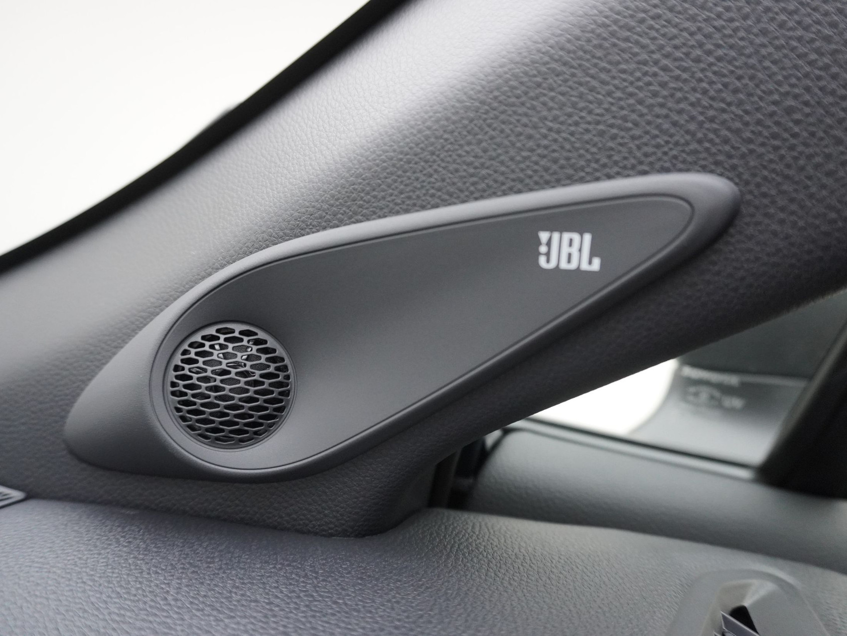 TOYOTA Corolla Cross 2.0 HSD Premium AWD-i ** 4×4  **