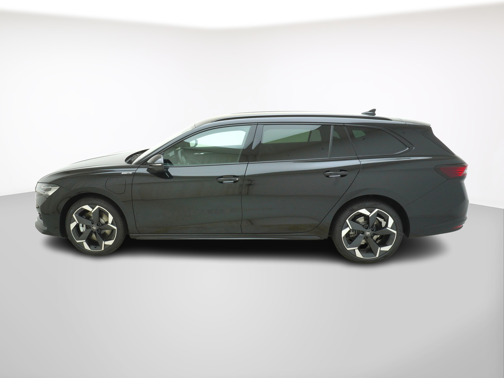 SKODA Superb 1.5 TSI Plug-in-Hybrid Sportline DSG