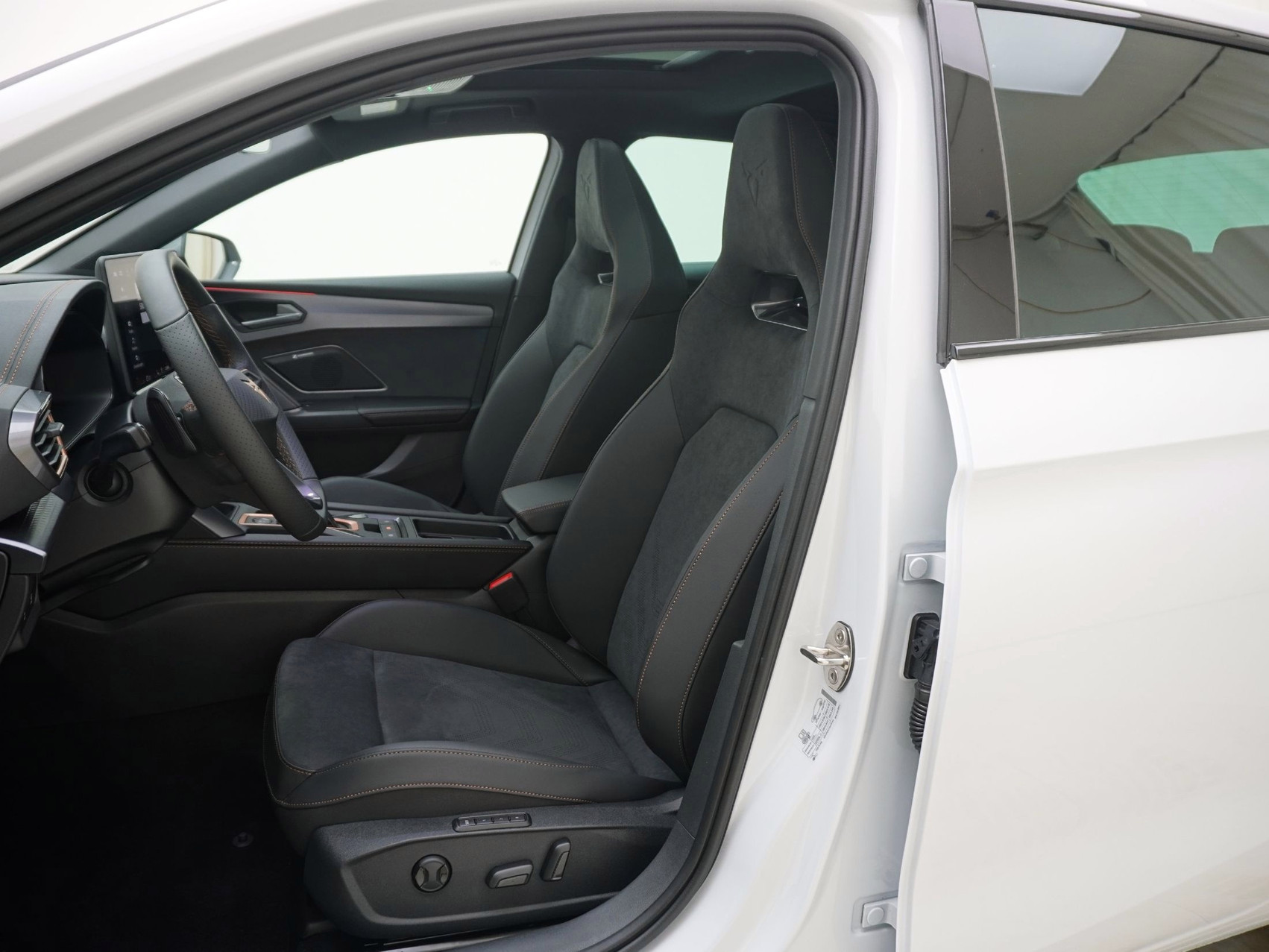 CUPRA Leon 1.5 eTSI DSG