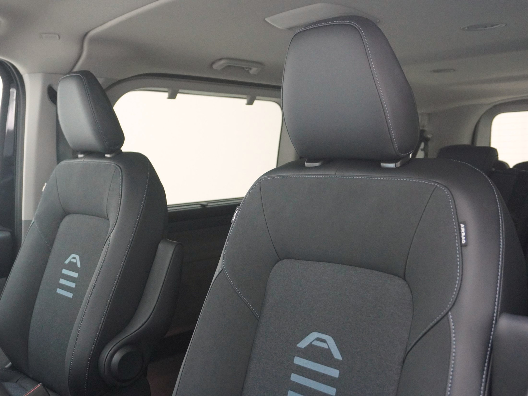 FORD Tourneo Custom L1 2.5 Plug-in-Hybrid Active