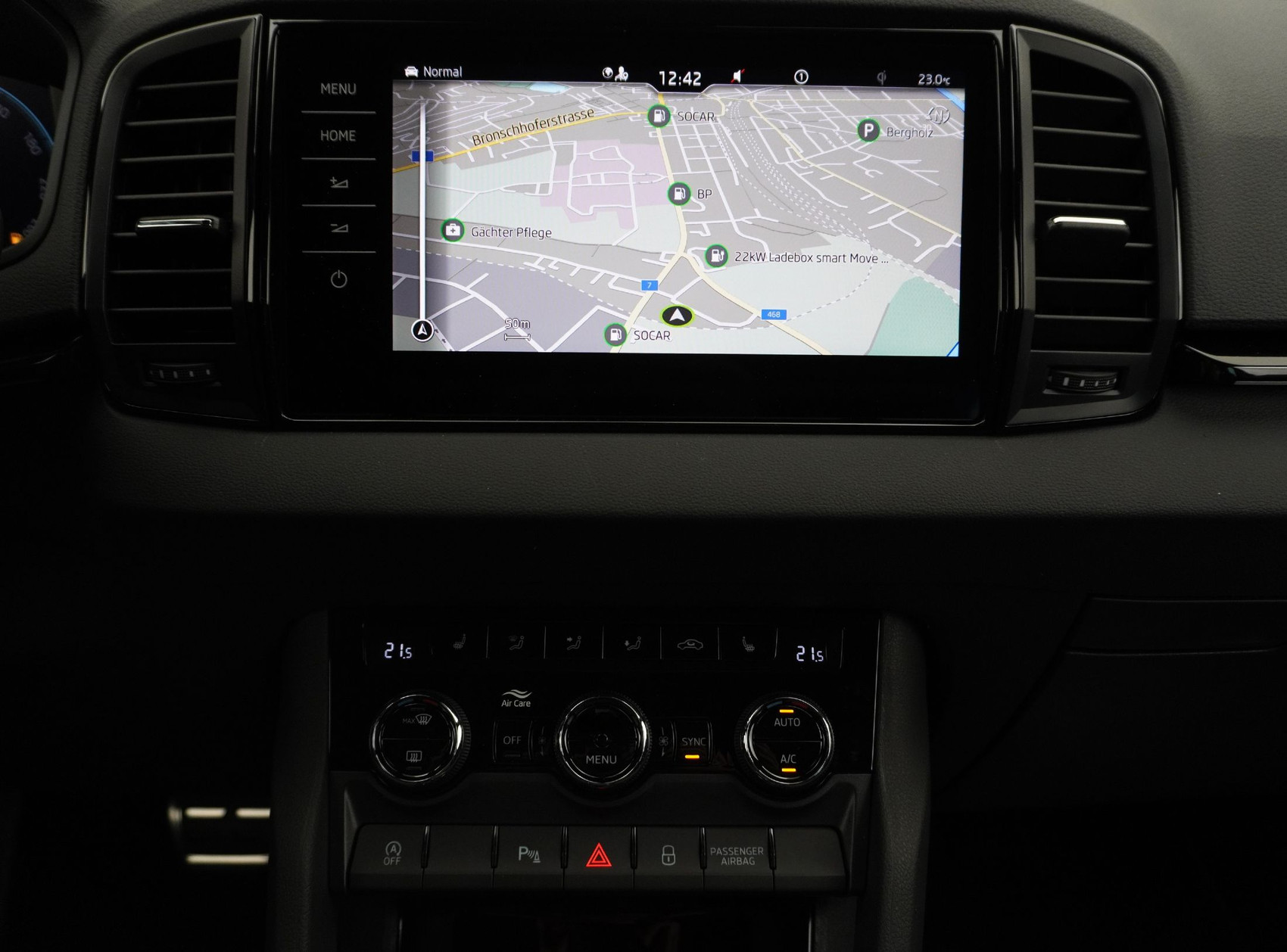 SKODA Karoq 1.5 TSI SportLine DSG