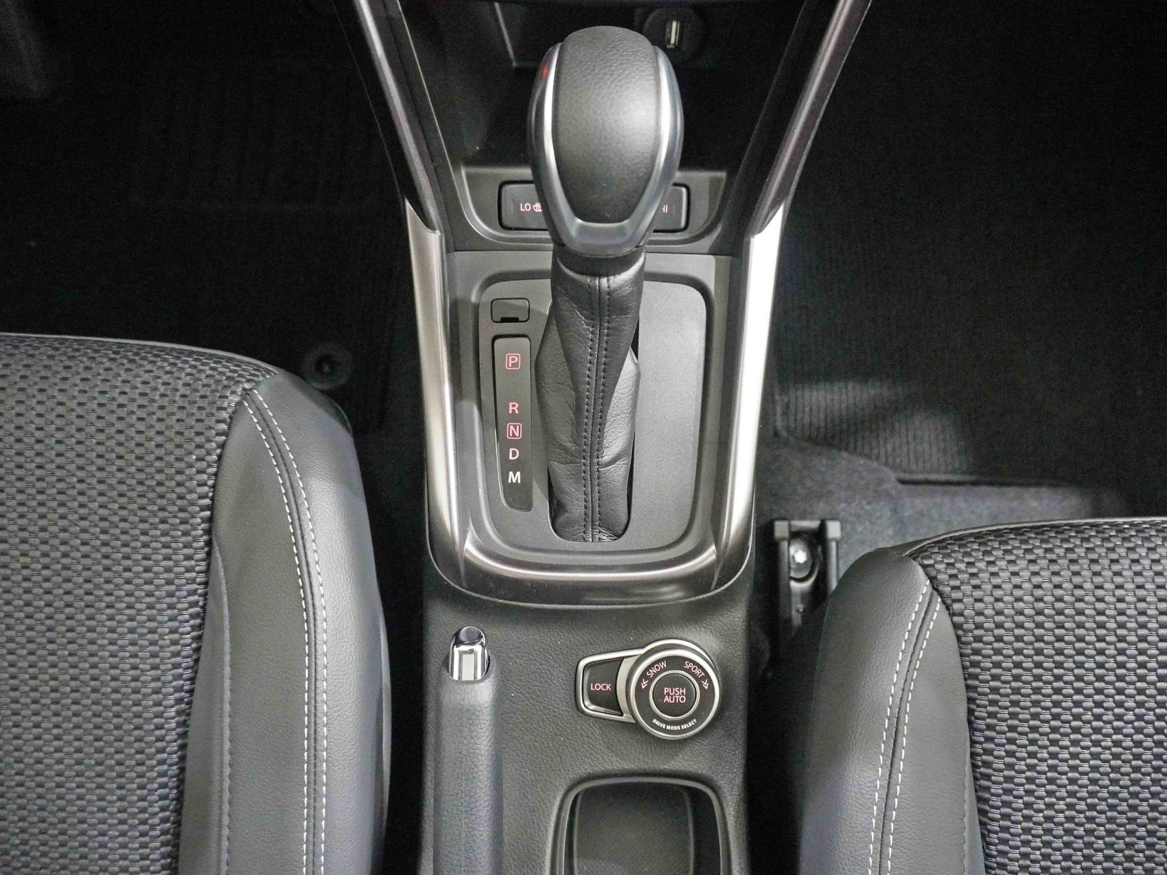 SUZUKI S-Cross 1.5 Compact Top Hybrid 4×4