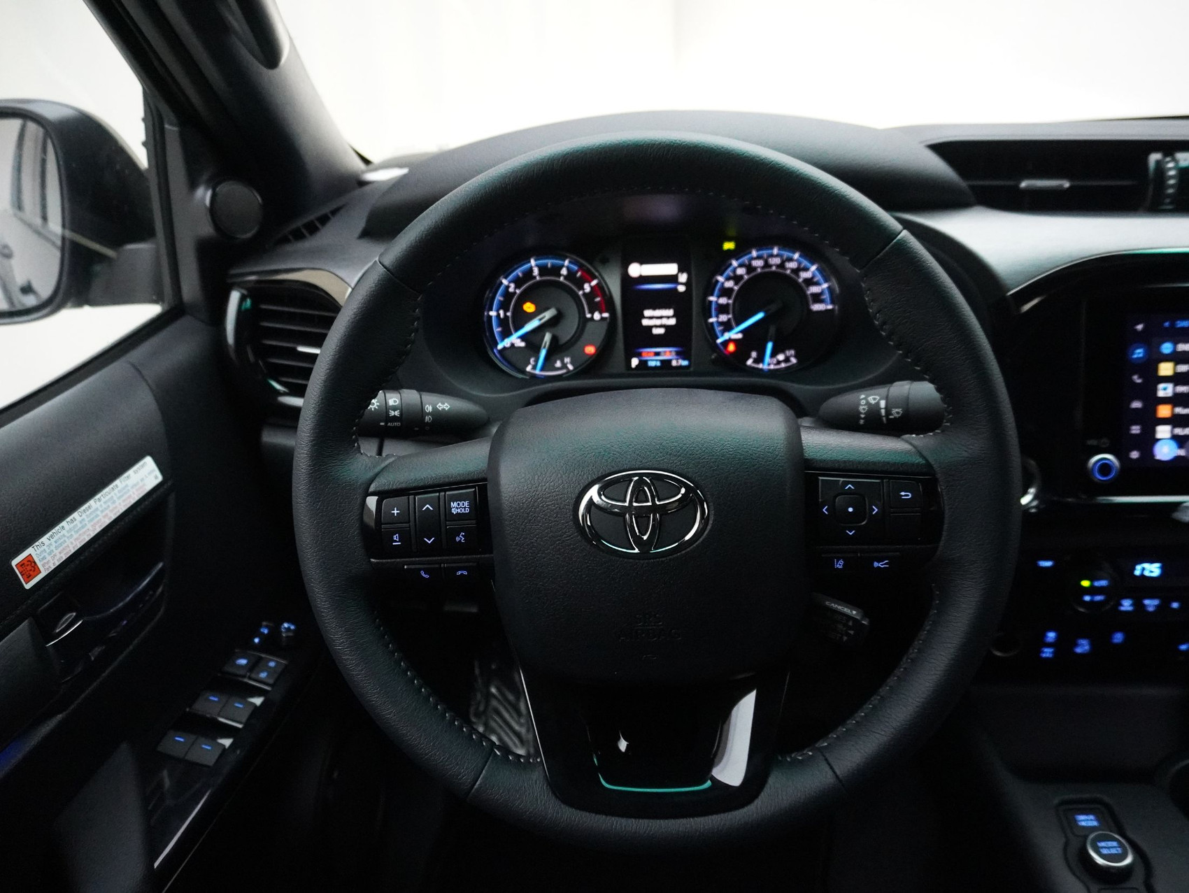 TOYOTA Hilux Double Cab.-Pick-up 2.8 D-4D 204 Invincible MHEV