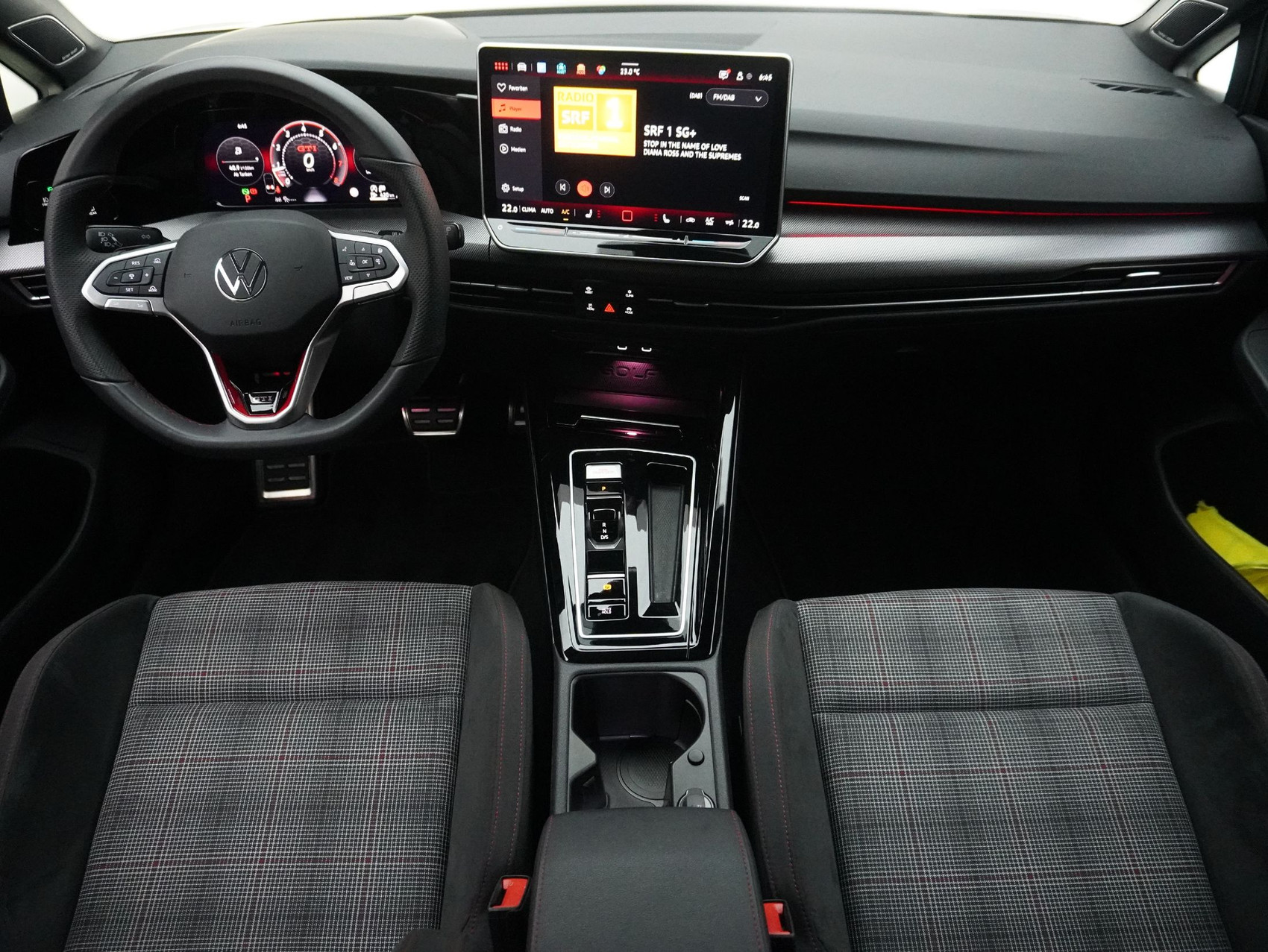 VW Golf 8.5 2.0 TSI DSG GTI Black Style (2025) ** Harman/Kardon / Head-Up / Panoramadach **