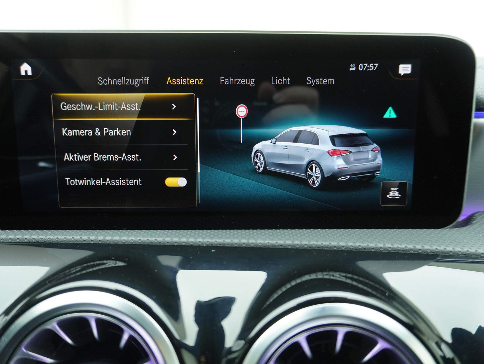 MERCEDES-BENZ A-Klasse A 250 AMG Line