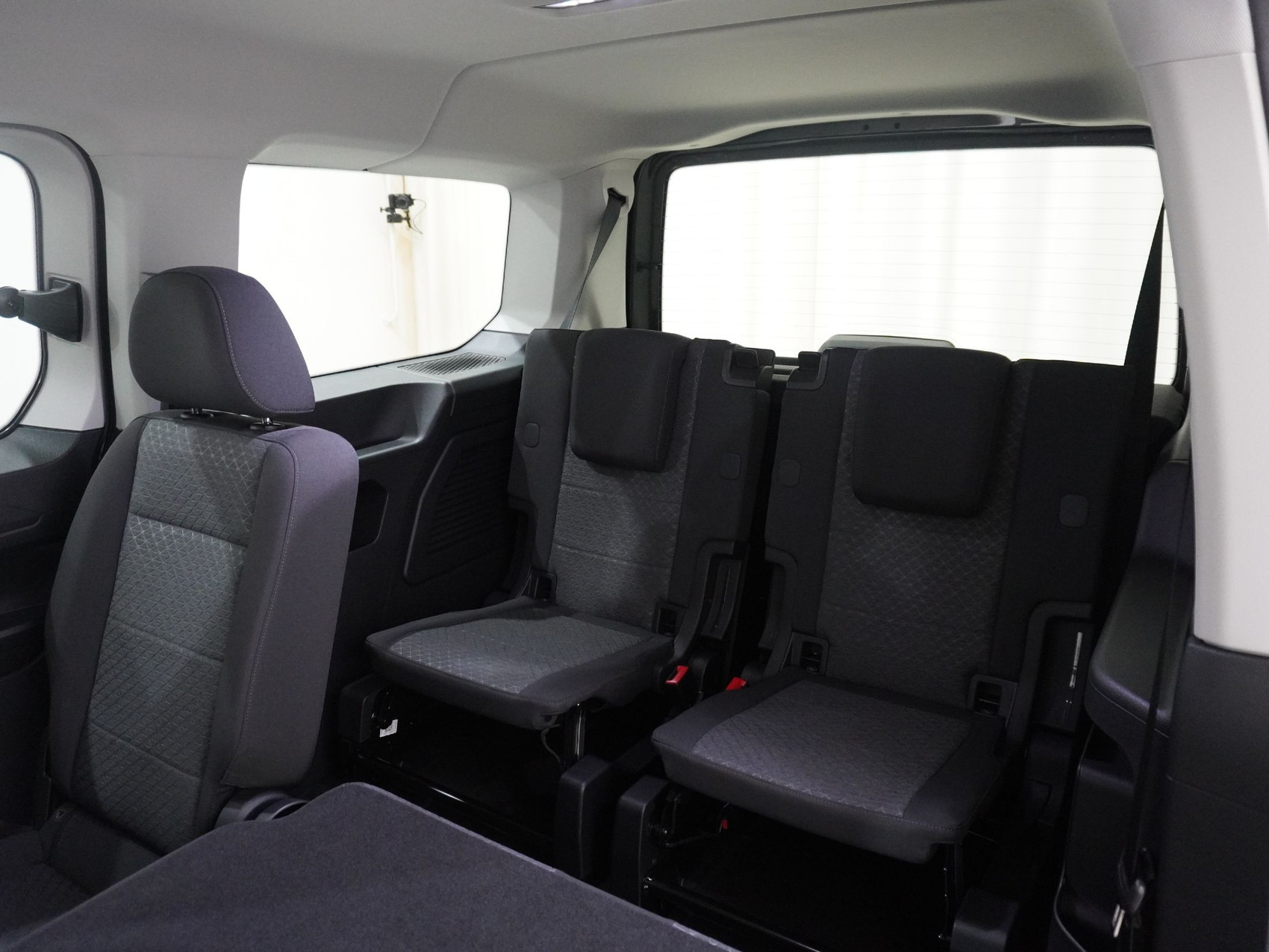 FORD Tourneo Connect 1.5 EcoBoost Titanium 7Plätzer