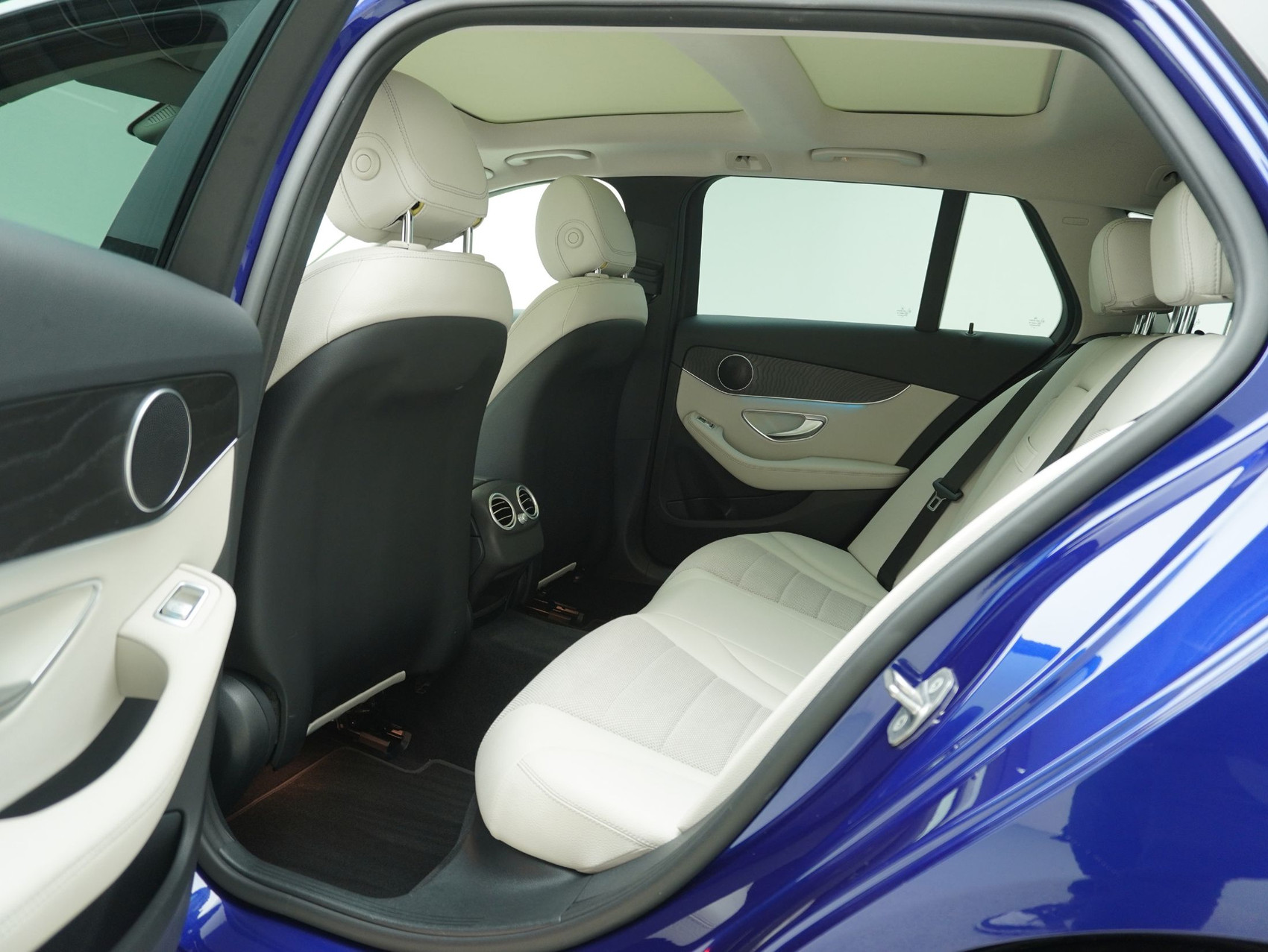 MERCEDES-BENZ C-Klasse C 250 d Swiss Star Exclusiv 4matic Kombi