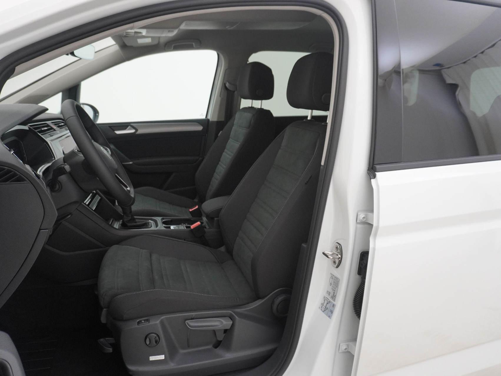 VW Touran 1.5 TSI R-Line DSG