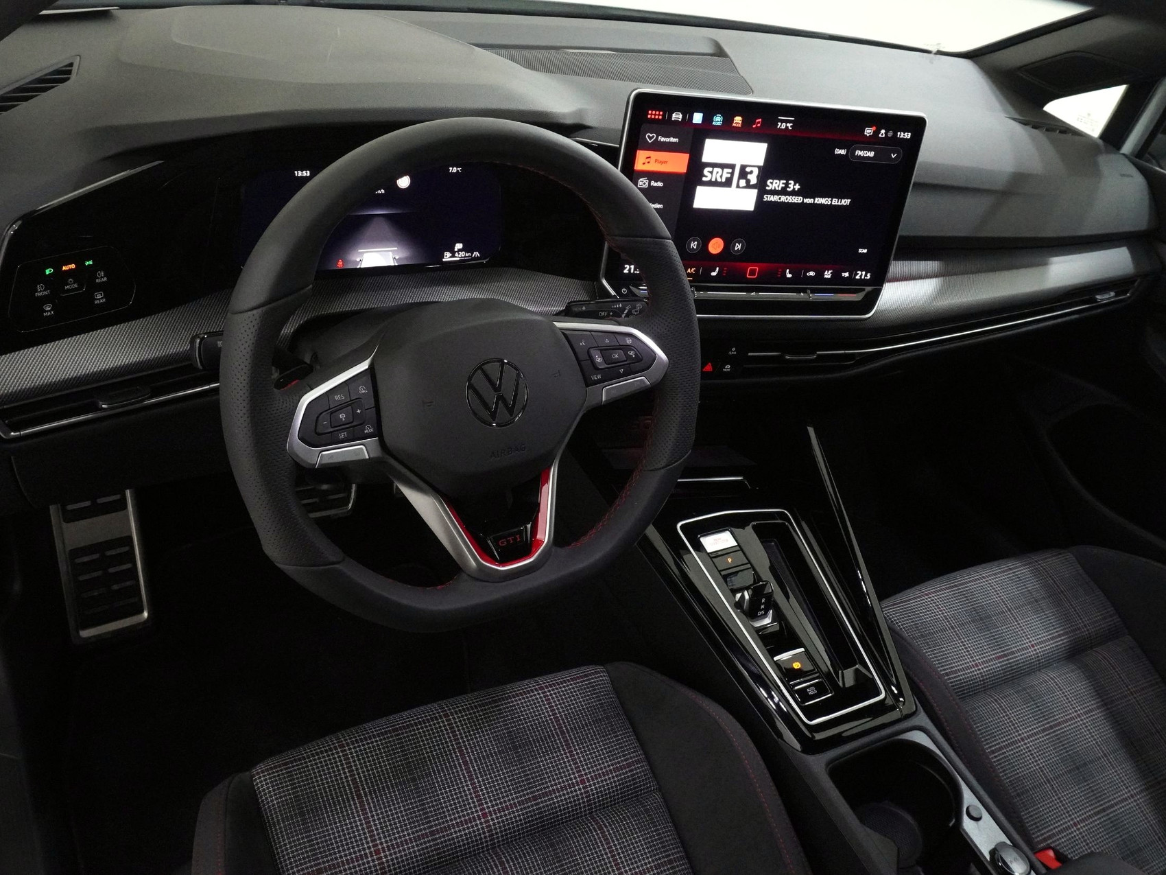 VW Golf VIII 2.0 TSI GTI DSG