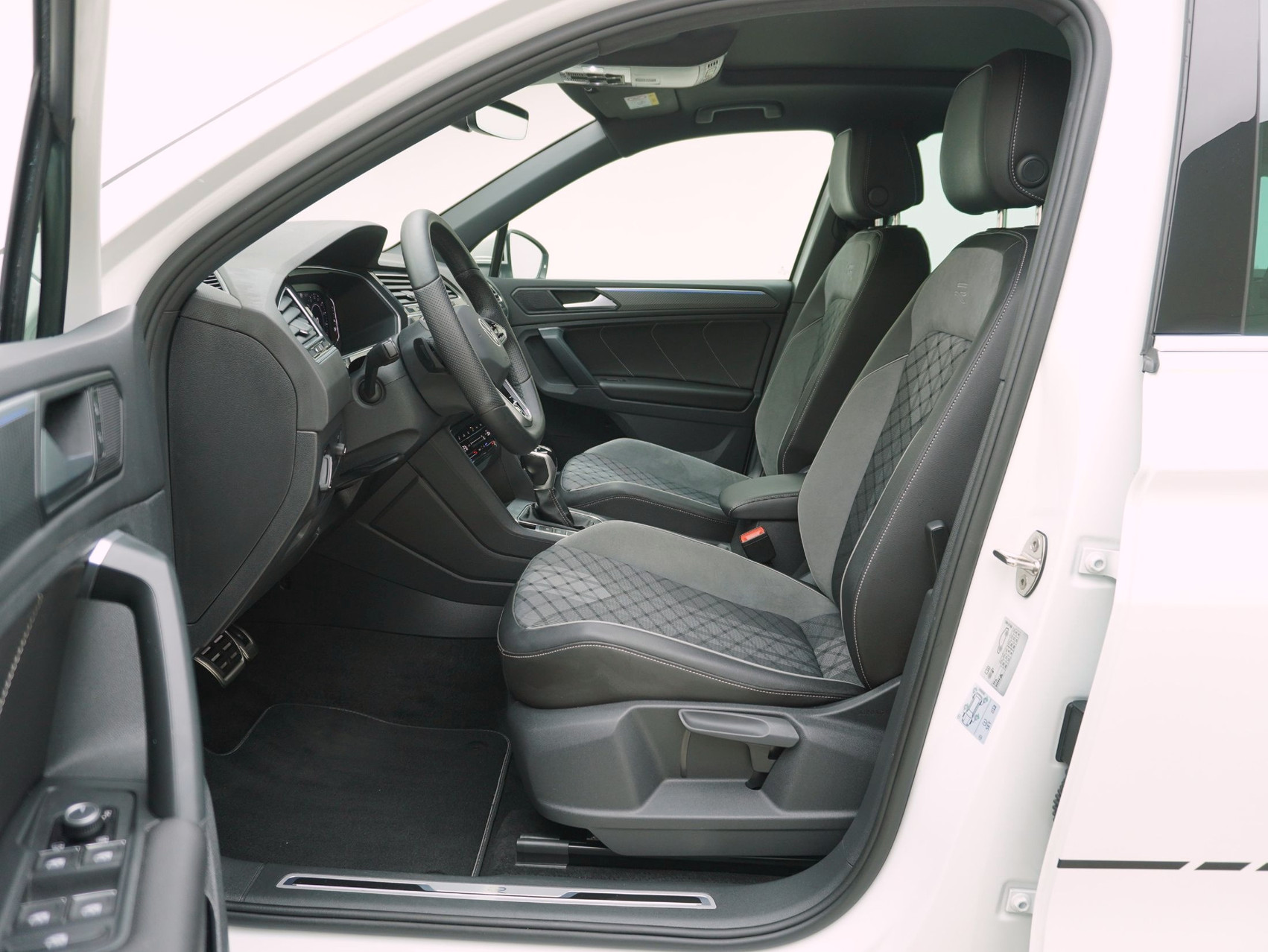 VW Tiguan 1.4 TSI DSG PHEV R-Line 2WD