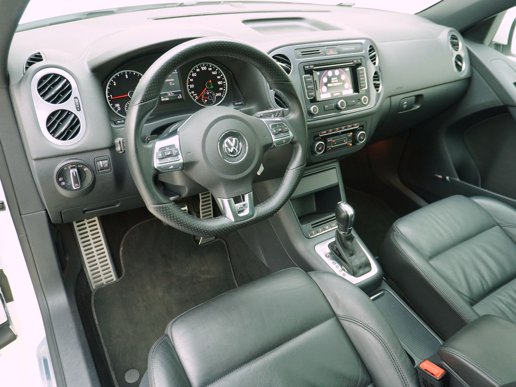 VW Tiguan 2.0 TDI DSG R-Line 4Motion