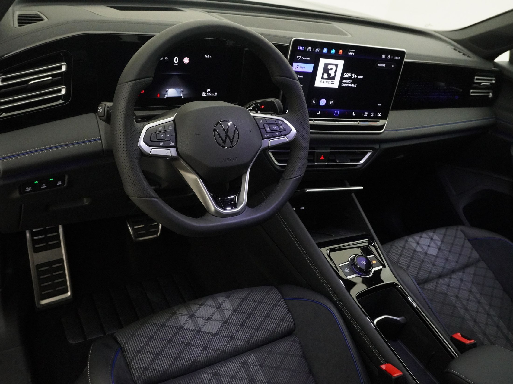 VW Tiguan 2.0 TSI R-Line 4Motion