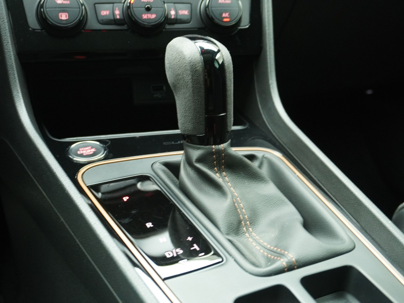 SEAT Leon ST 2.0 TSI DSG Cupra 4Drive