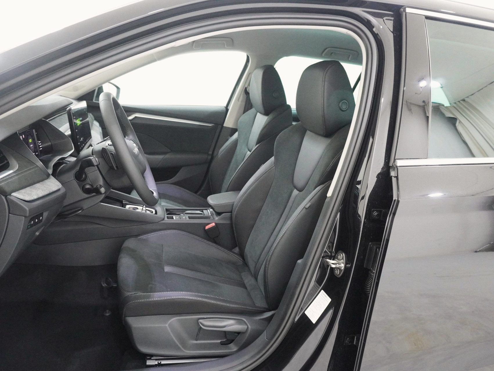 SKODA Octavia 1.5 TSI mHEV Selection-Lounge DSG