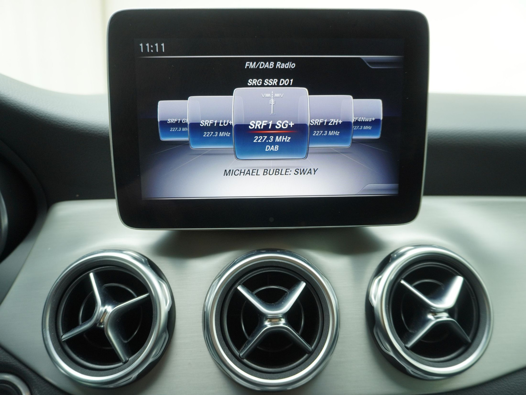 MERCEDES-BENZ GLA-Klasse GLA 250 AMG Line 4matic