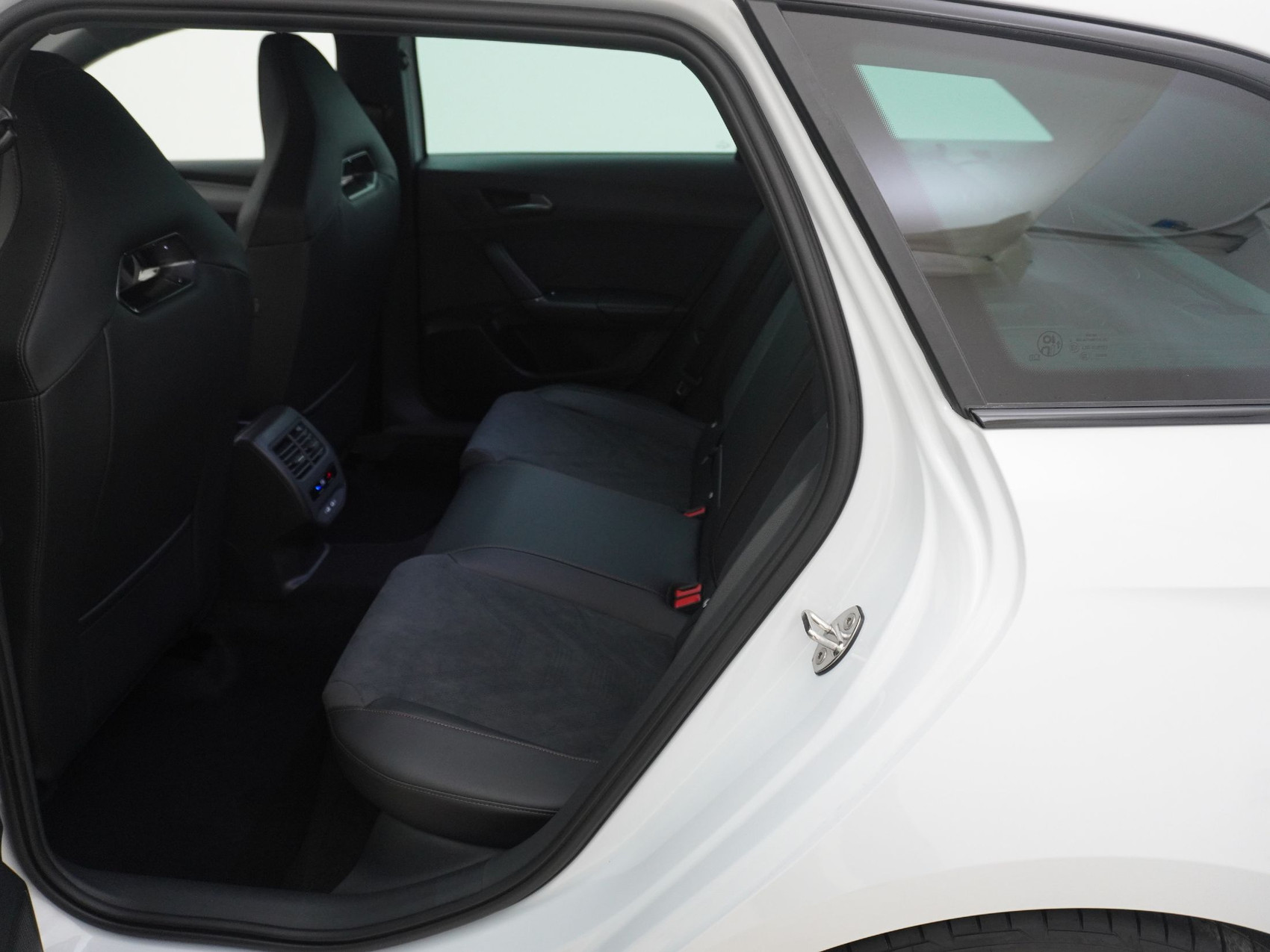 CUPRA Leon ST 2.0 TSI VZ 4Drive DSG