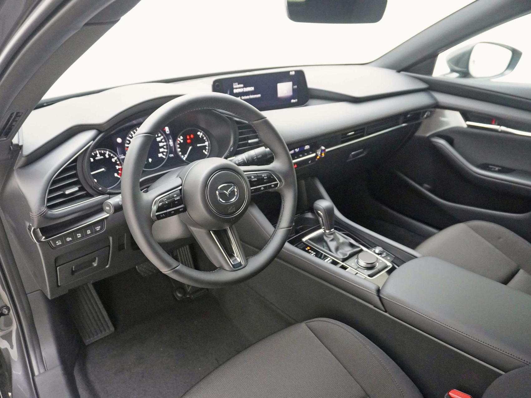 MAZDA 3 Hatchback 2.0 186 Exclusive-Line