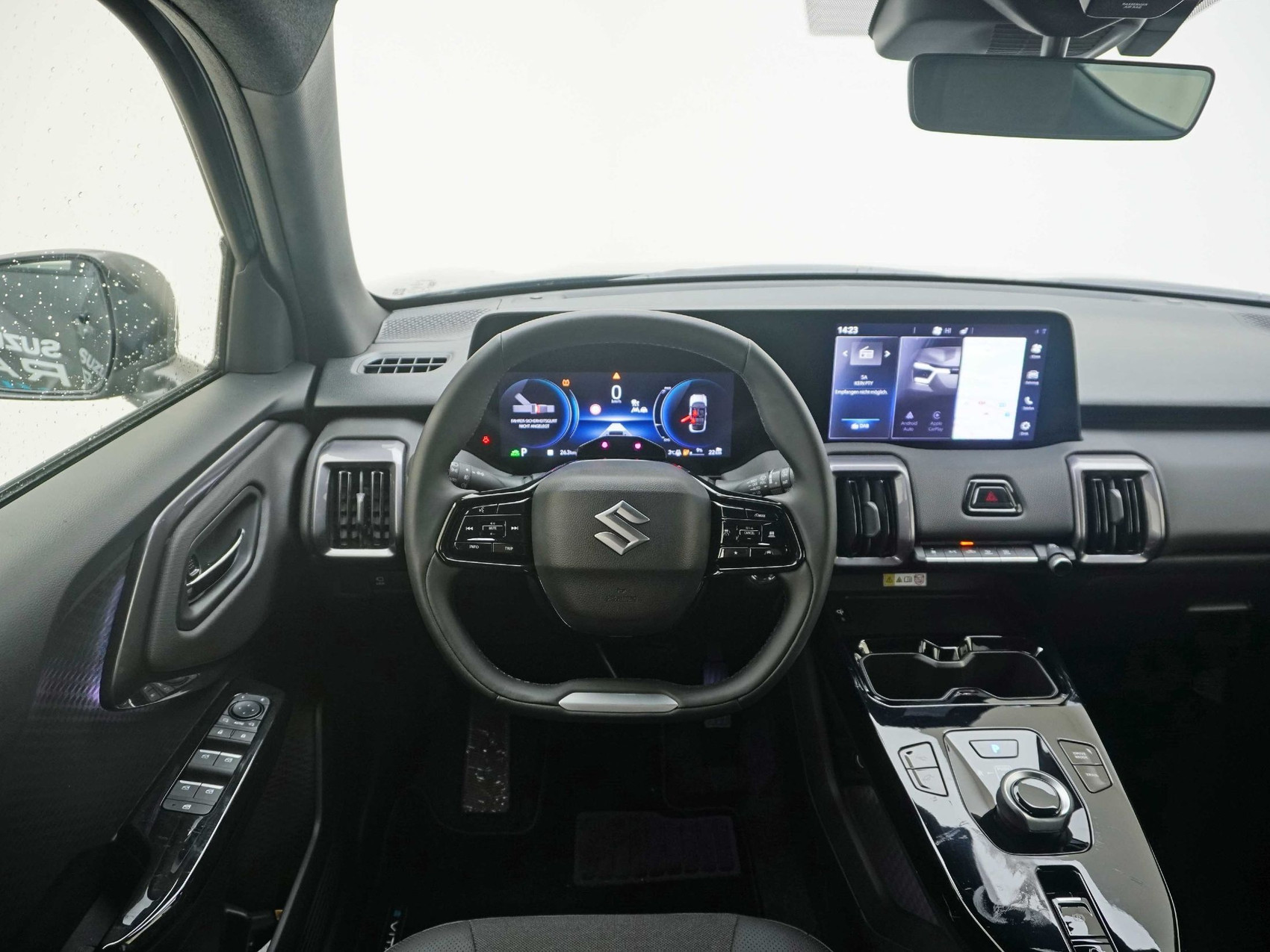 SUZUKI e Vitara Compact Top 4×4