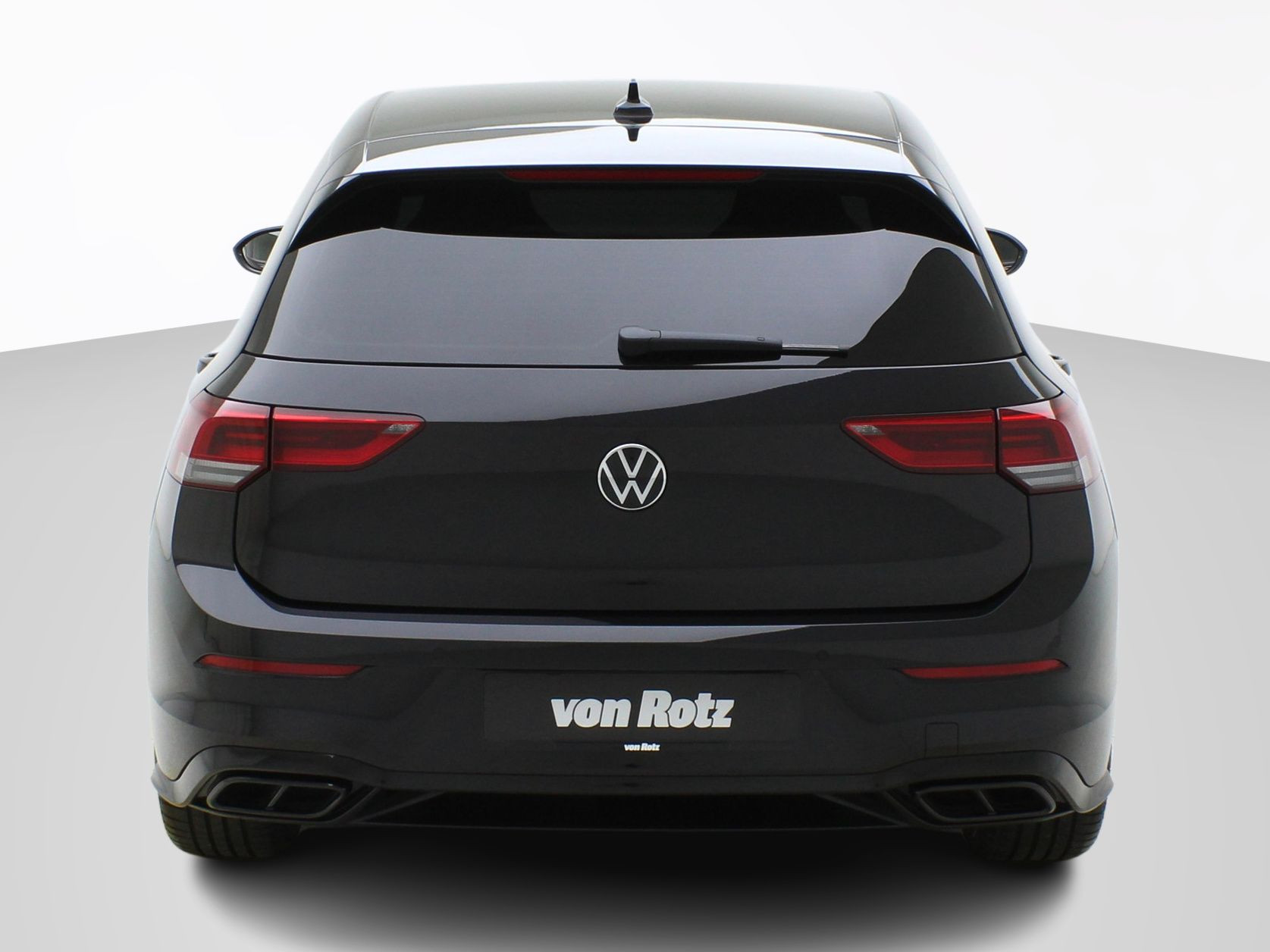 VW Golf 8 1.5 eTSI DSG R-Line