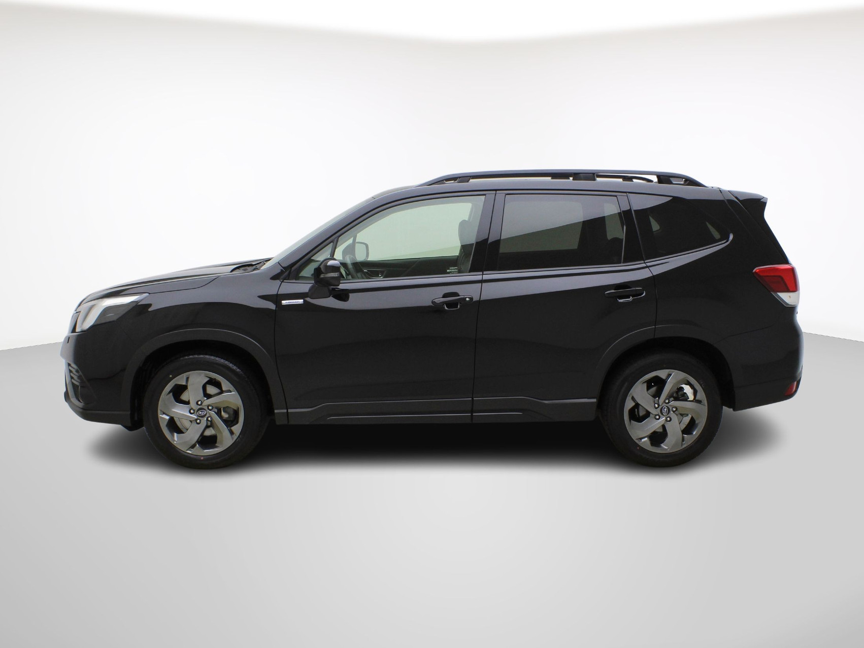 SUBARU Forester Station 2.0i e-Boxer Black Edition