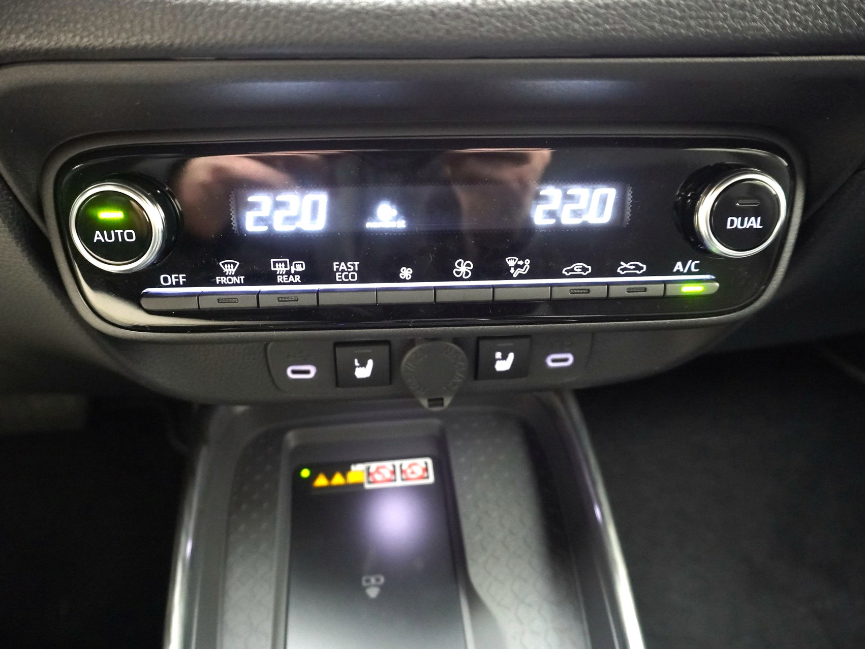 TOYOTA Aygo X 1.5 VVT-i HSD GR Sport