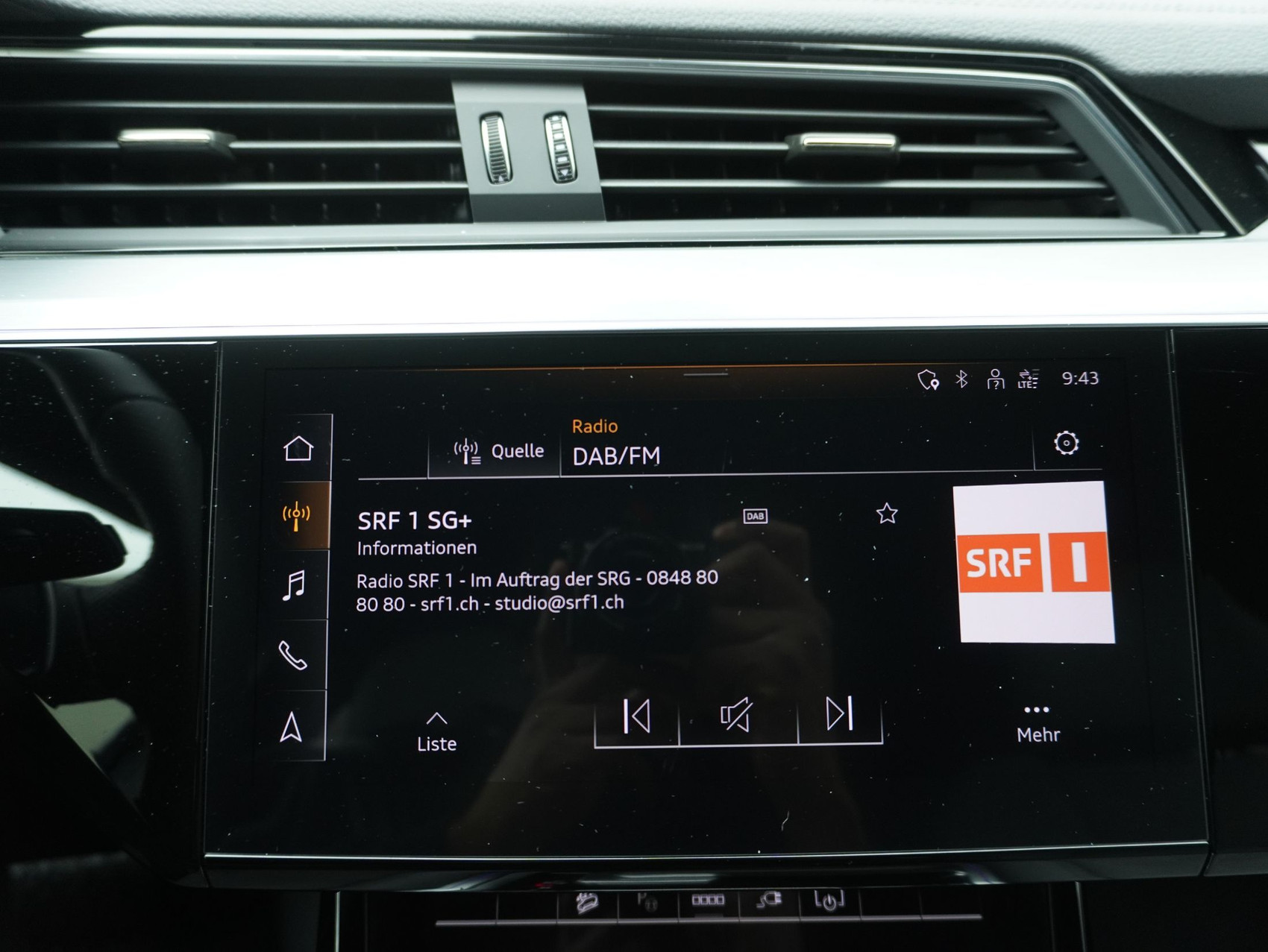 AUDI e-tron S quattro