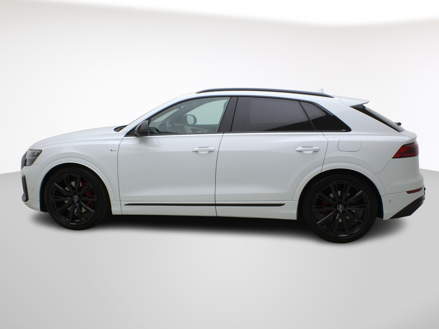 AUDI Q8 SUV 55 TFSI e S line quattro T-Tronic **Audi Werksgarantie bis 06/2030**