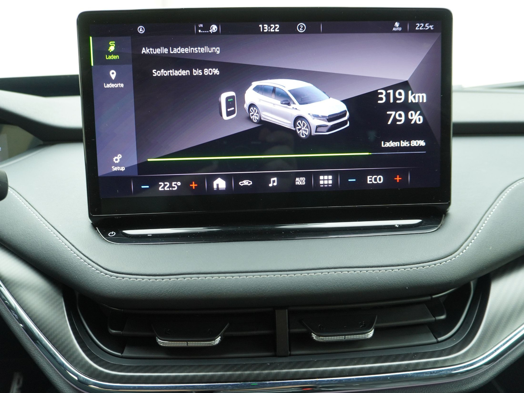 SKODA Enyaq iV 80x Sport Line