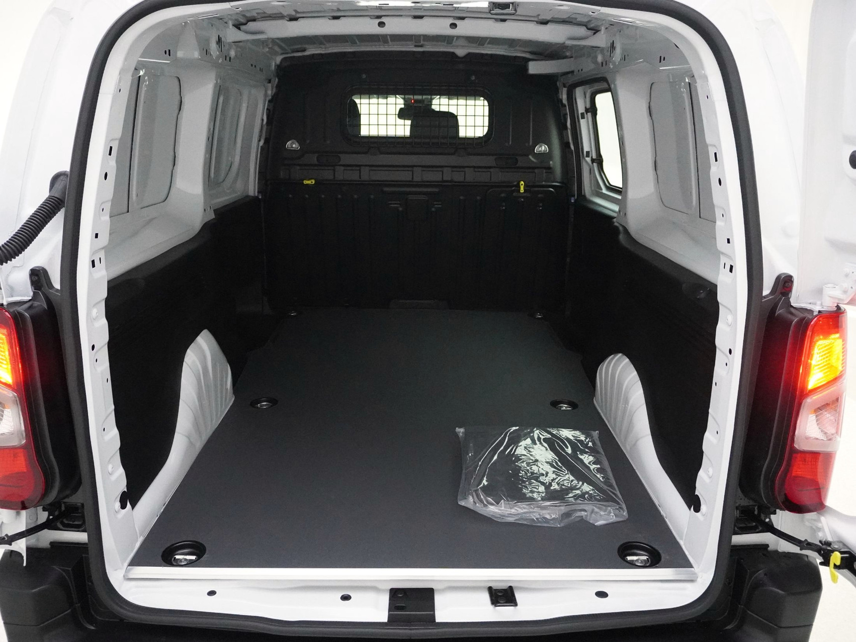 TOYOTA Proace City PROACE CITY Van L2 52KWh Active ** inkl. Pack Glas **