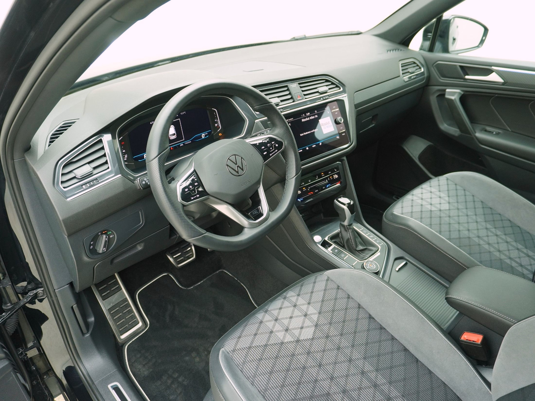 VW Tiguan Allspace 2.0 TSI DSG R-Line Black Style 4Motion