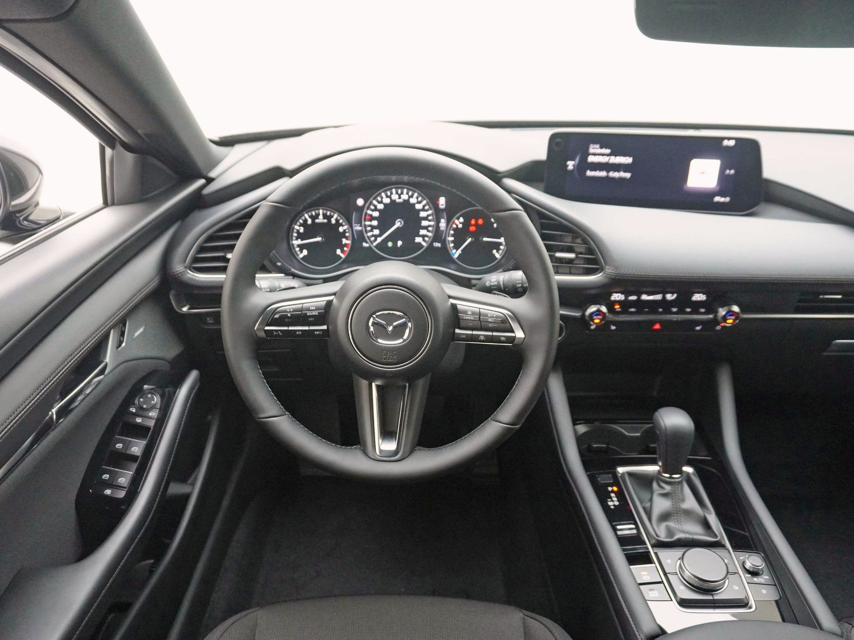 MAZDA 3 Hatchback 2.0 186 Exclusive-Line