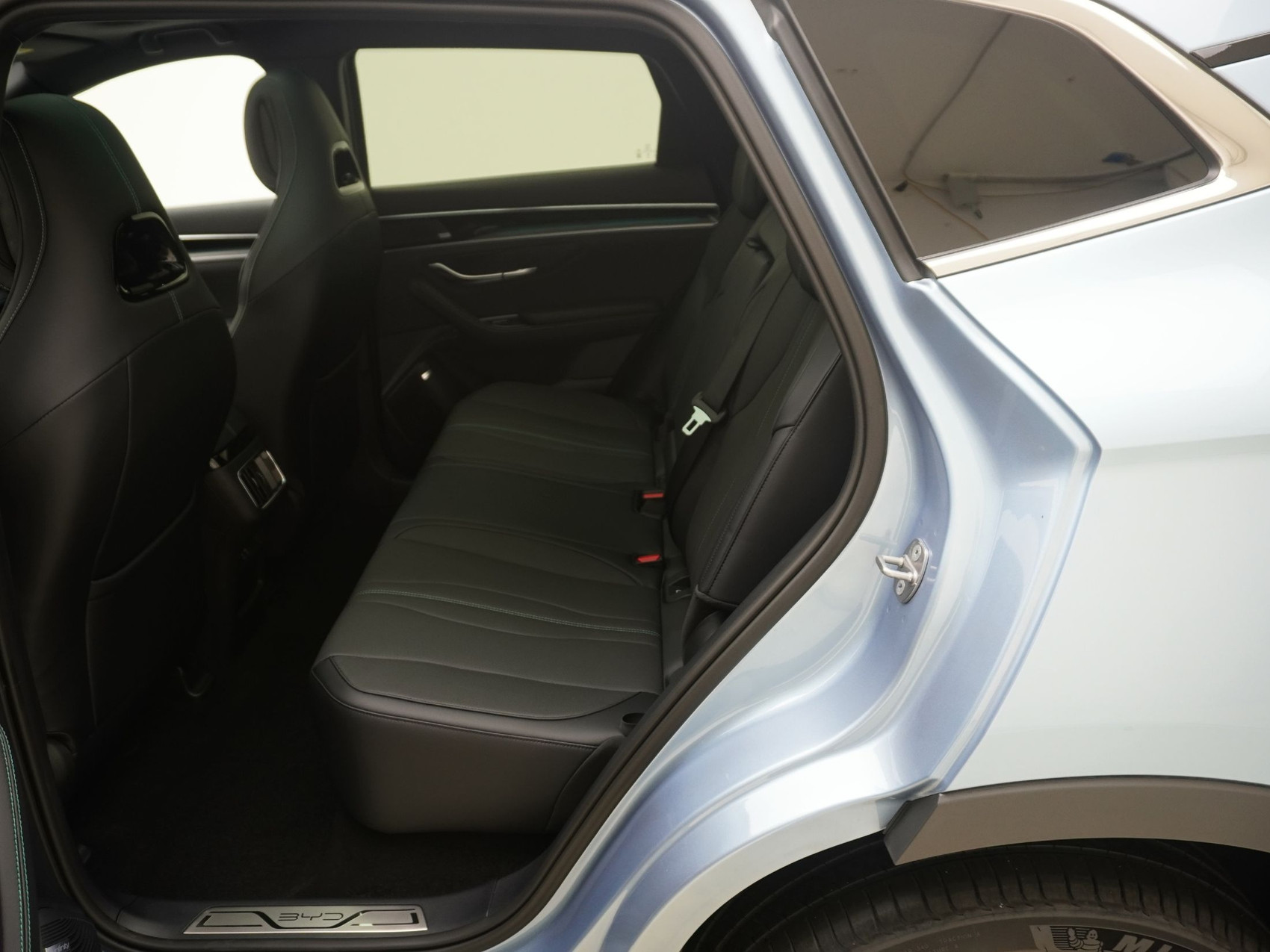 BYD Seal U DM-i Design AWD