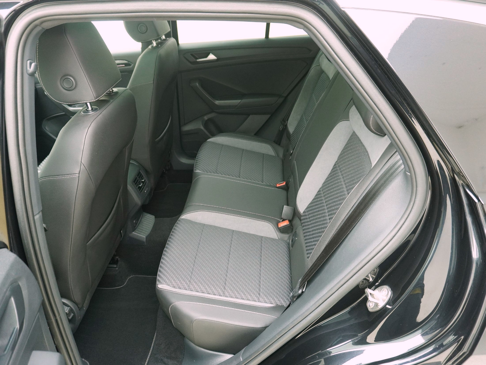 VW T-Roc 2.0 TSI DSG R-Line 4Motion