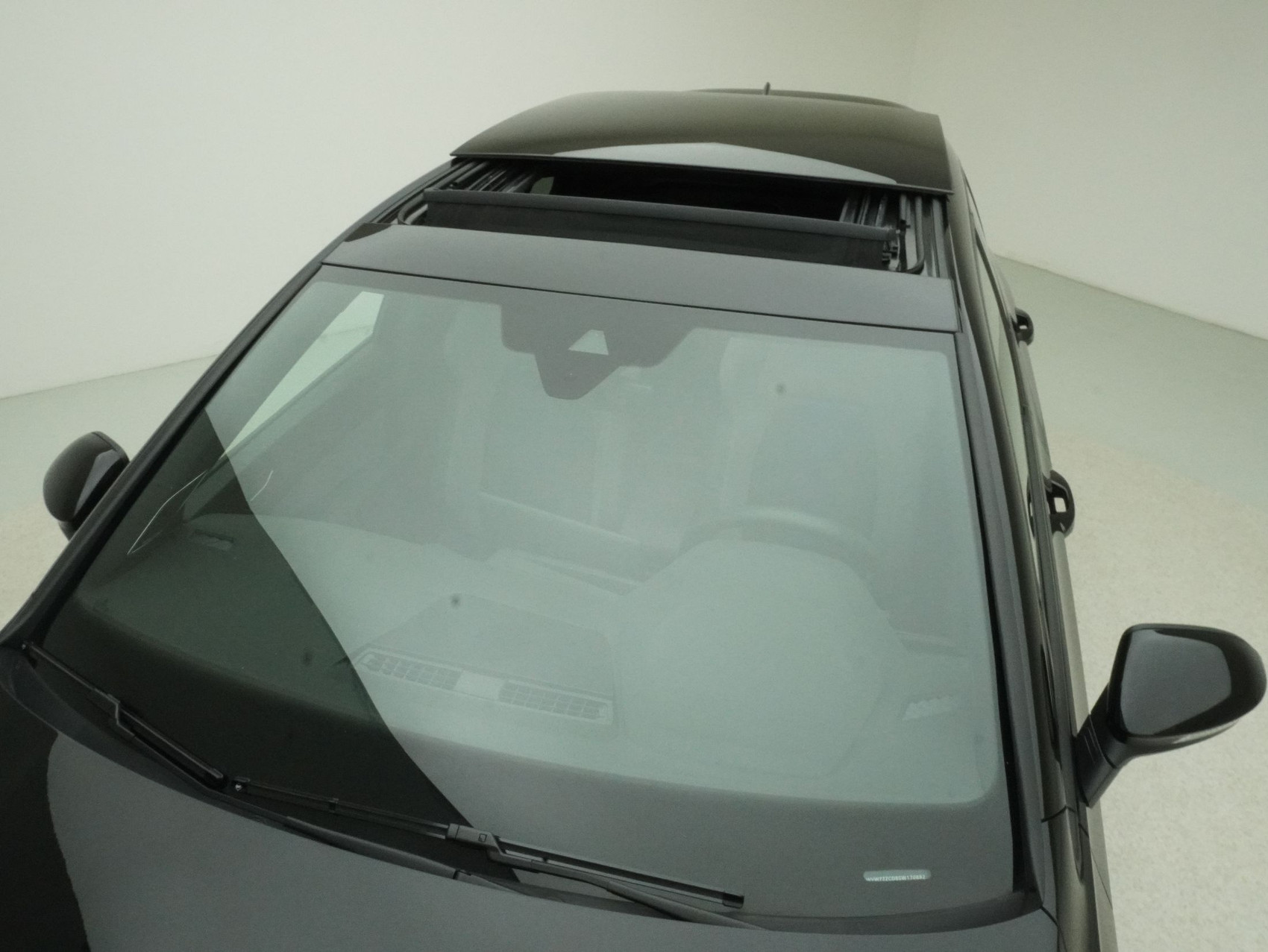 VW Golf 8.5 2.0 TSI DSG R Black Edition 4Motion (2025)