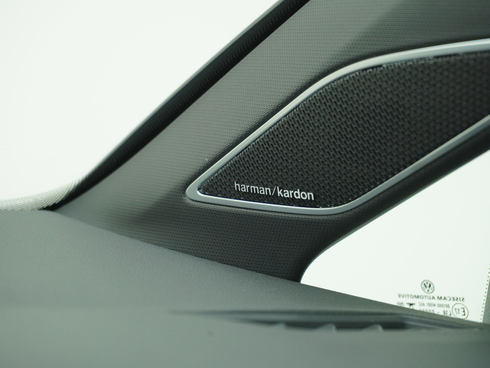 VW Golf 8.5 2.0 TSI DSG R Black Edition 4Motion (2025)