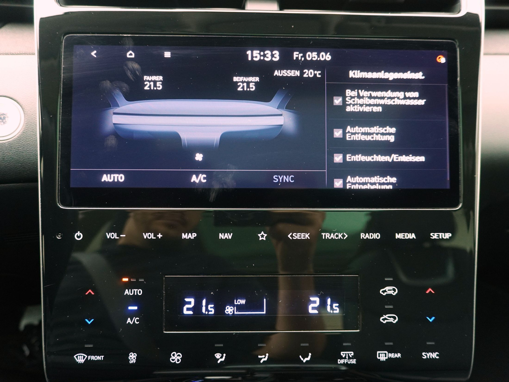 HYUNDAI Tucson 1.6 T-GDi Premium 4WD