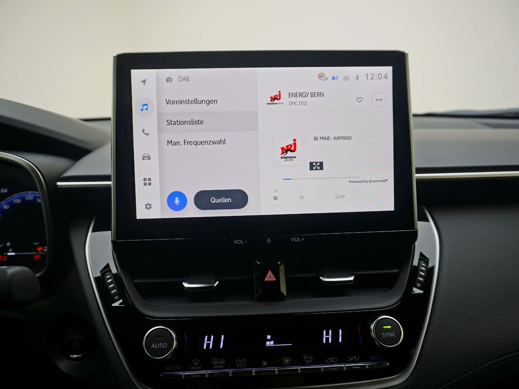 TOYOTA Corolla Cross 2.0 HSD Trend AWD-i ** mit Panorama-Glasdach **