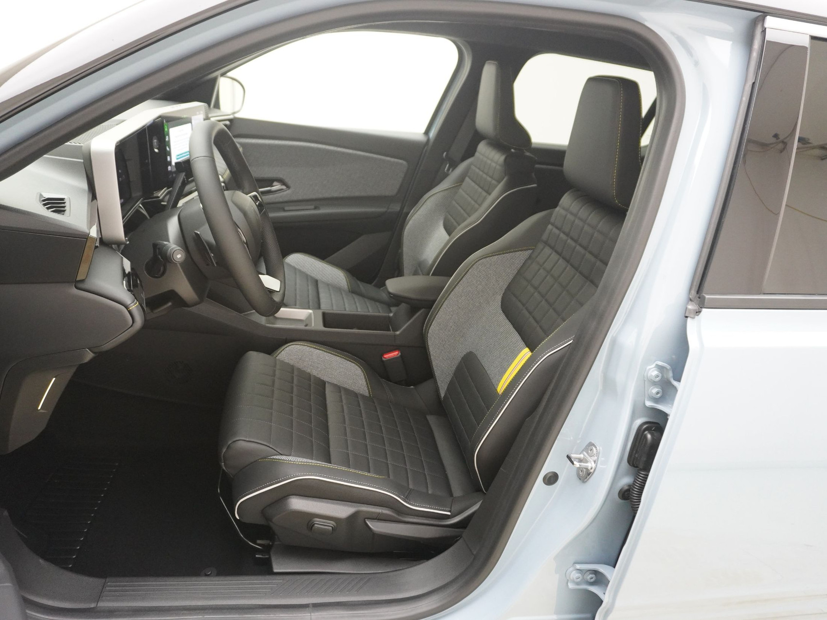 RENAULT R4 E-Tech Comfort Range iconic