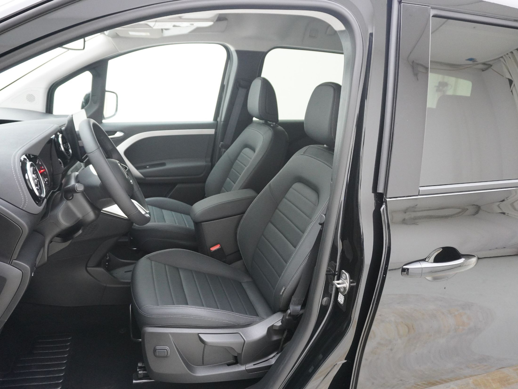 MERCEDES-BENZ T 180 Progressive